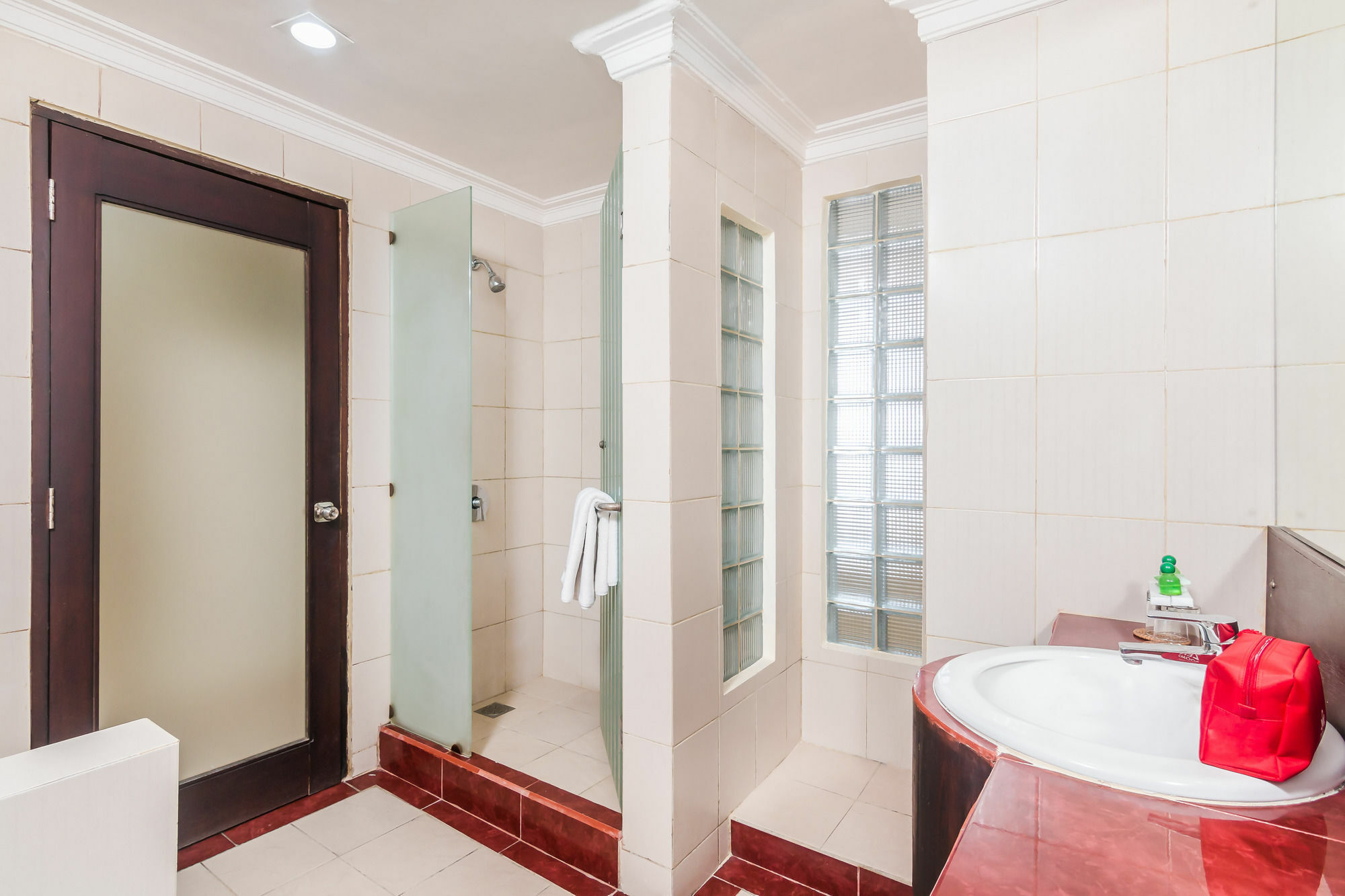 Zen Rooms Legian Melasti Kuta  Bagian luar foto